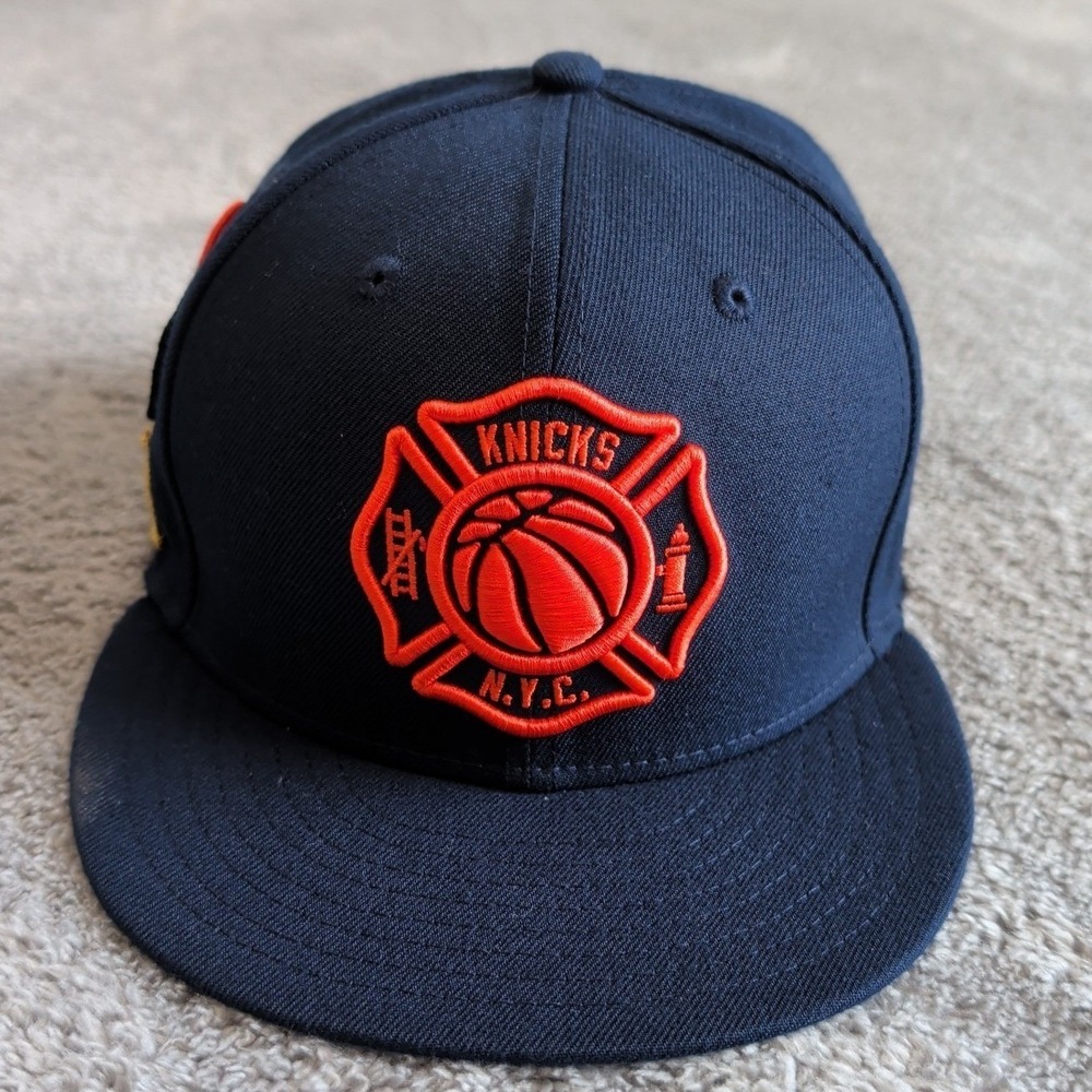 New Era New York Knicks City Edition On-Court 59FIFTY Fitted CapSz 7.5 7 1/2